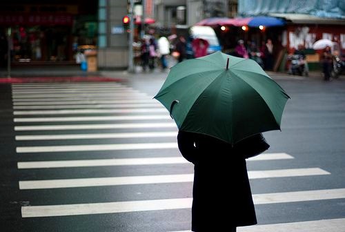 喜欢下雨天的心情说说 下雨感慨说说心情